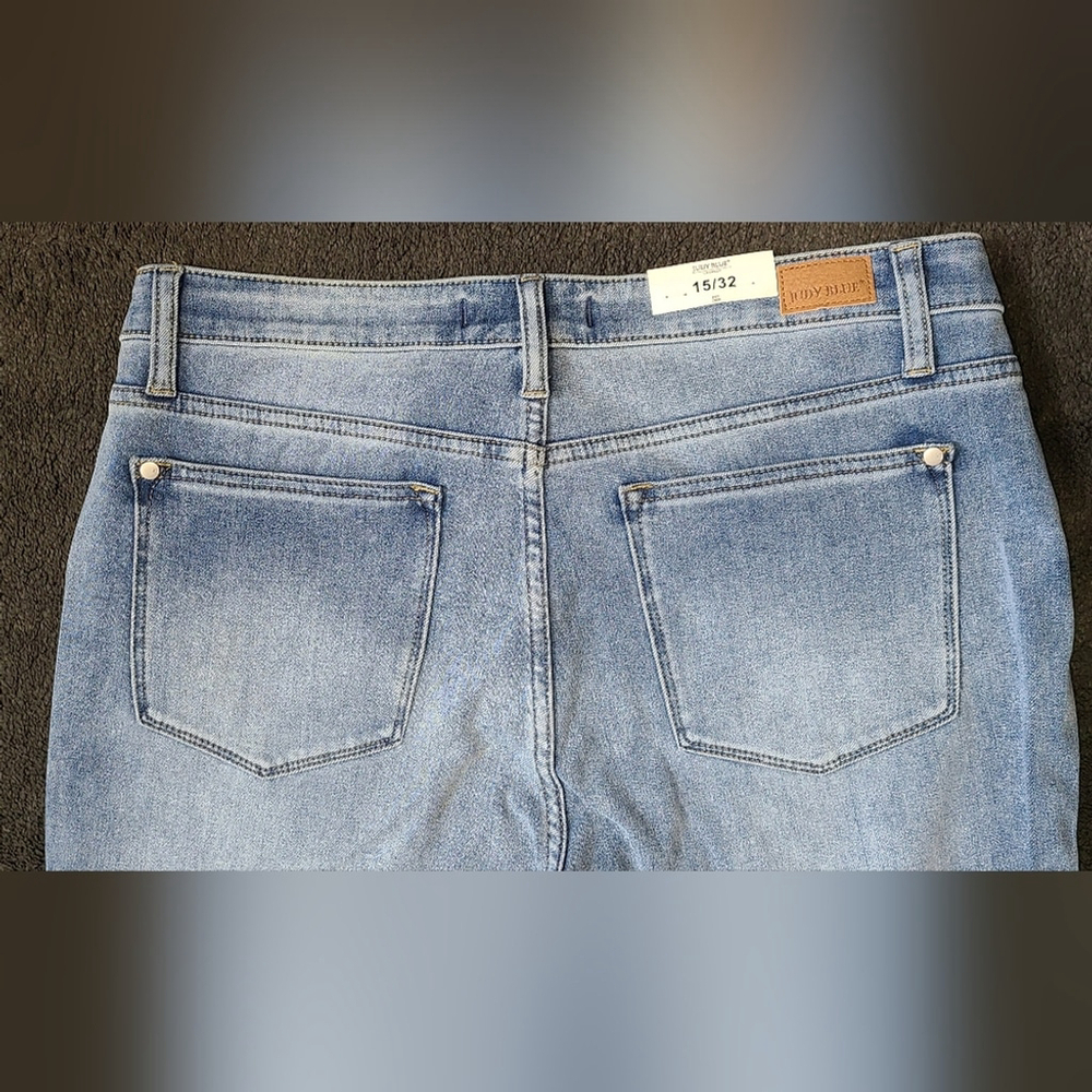 Judy Blue High Waist Boyfriend Jeans Thermadenim Undone Hem Womens size 15/32β - Picture 15 of 16